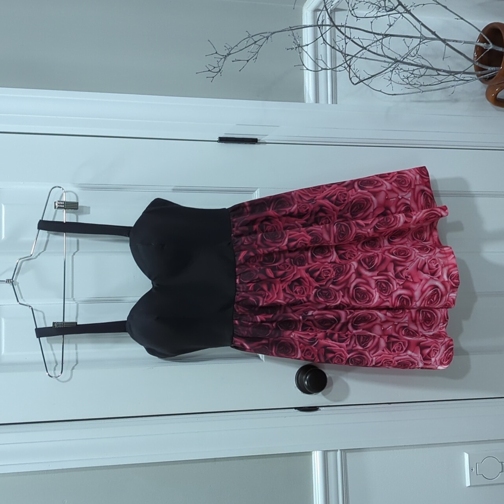 💥50% sale💥Rare London rose party dress sz6 #b834